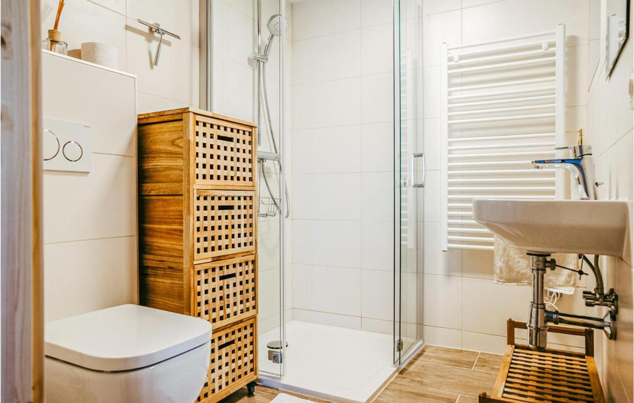 Stunning home in Gaas Weinberg with WiFi&1 Bedrooms Exterior foto